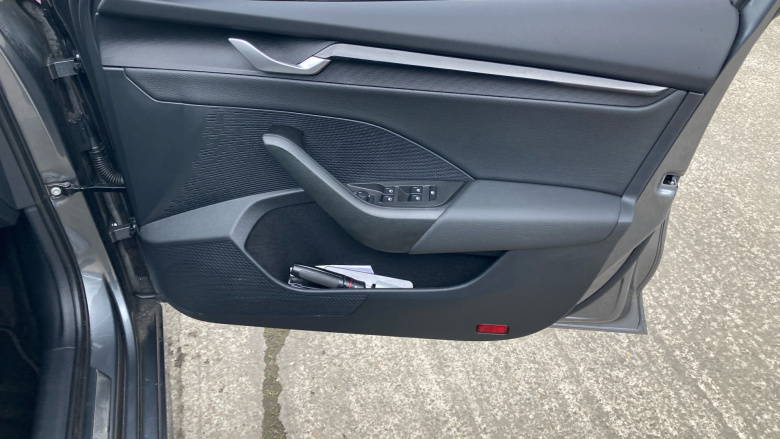 Skoda Octavia 1.5 TSI 150 e-TEC Sportline 5dr DSG Petrol Estate